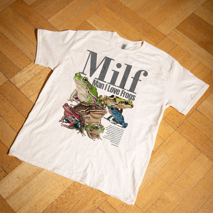Man I Love Frogs Funny Frog Meme T-Shirt – Vintage Style Graphic Tee