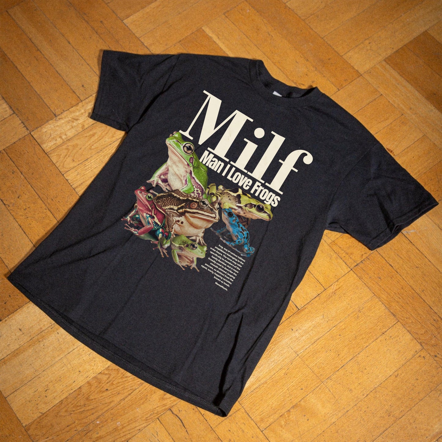 Man I Love Frogs Funny Frog Meme T-Shirt – Vintage Style Graphic Tee