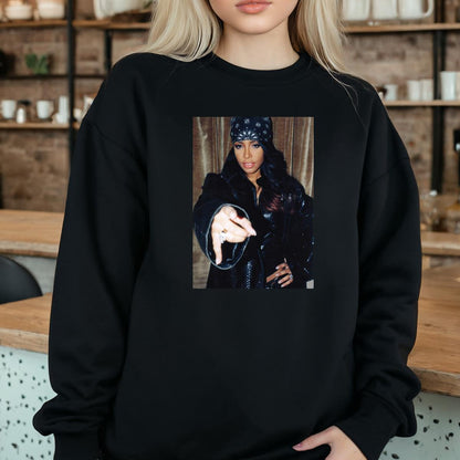 Aaliyah Vintage 90s R&B Singer Poster Style Black Unisex T-Shirt