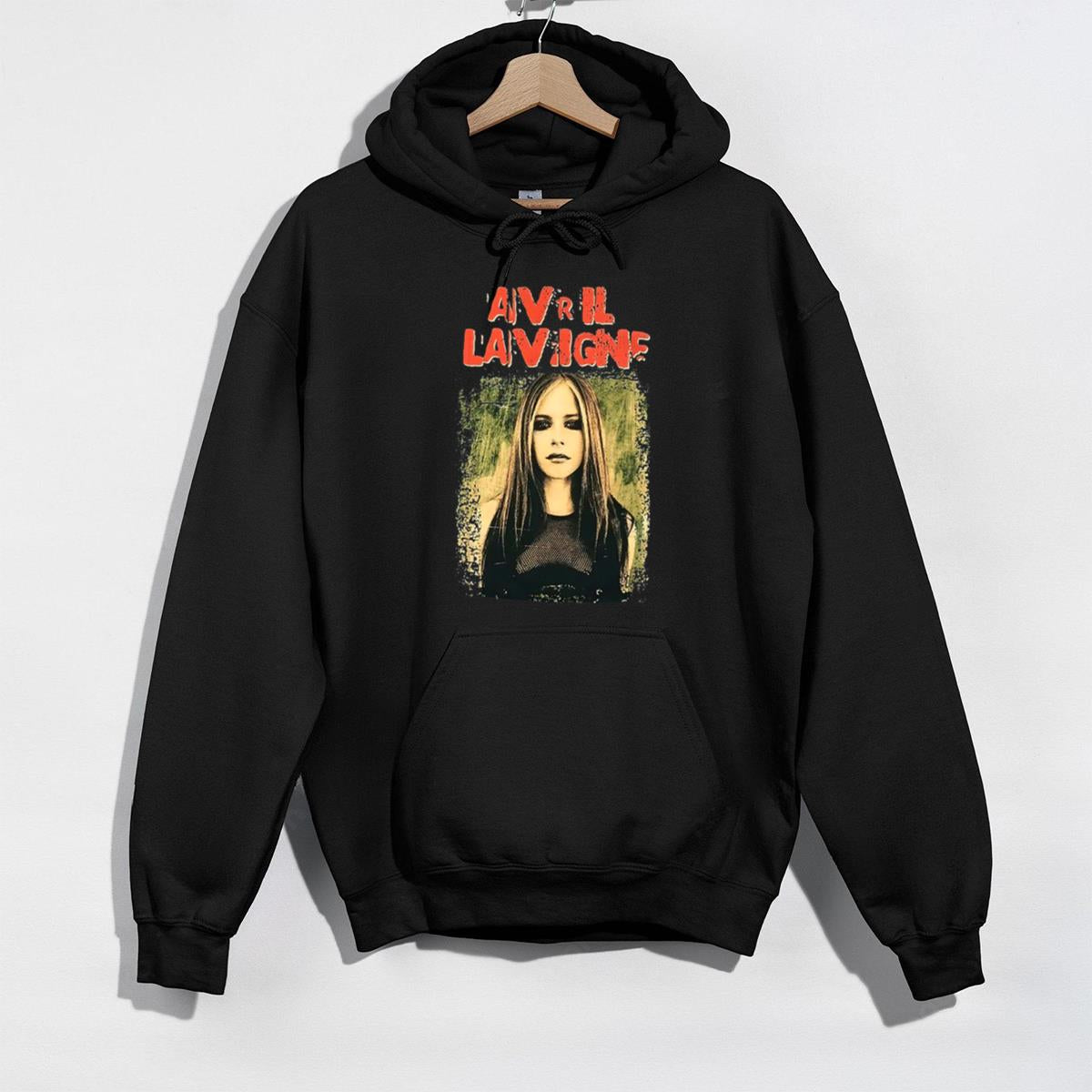 Avril Lavigne Vintage 2004 Bones Y2K Tour Official Fan Black Unisex T-Shirt
