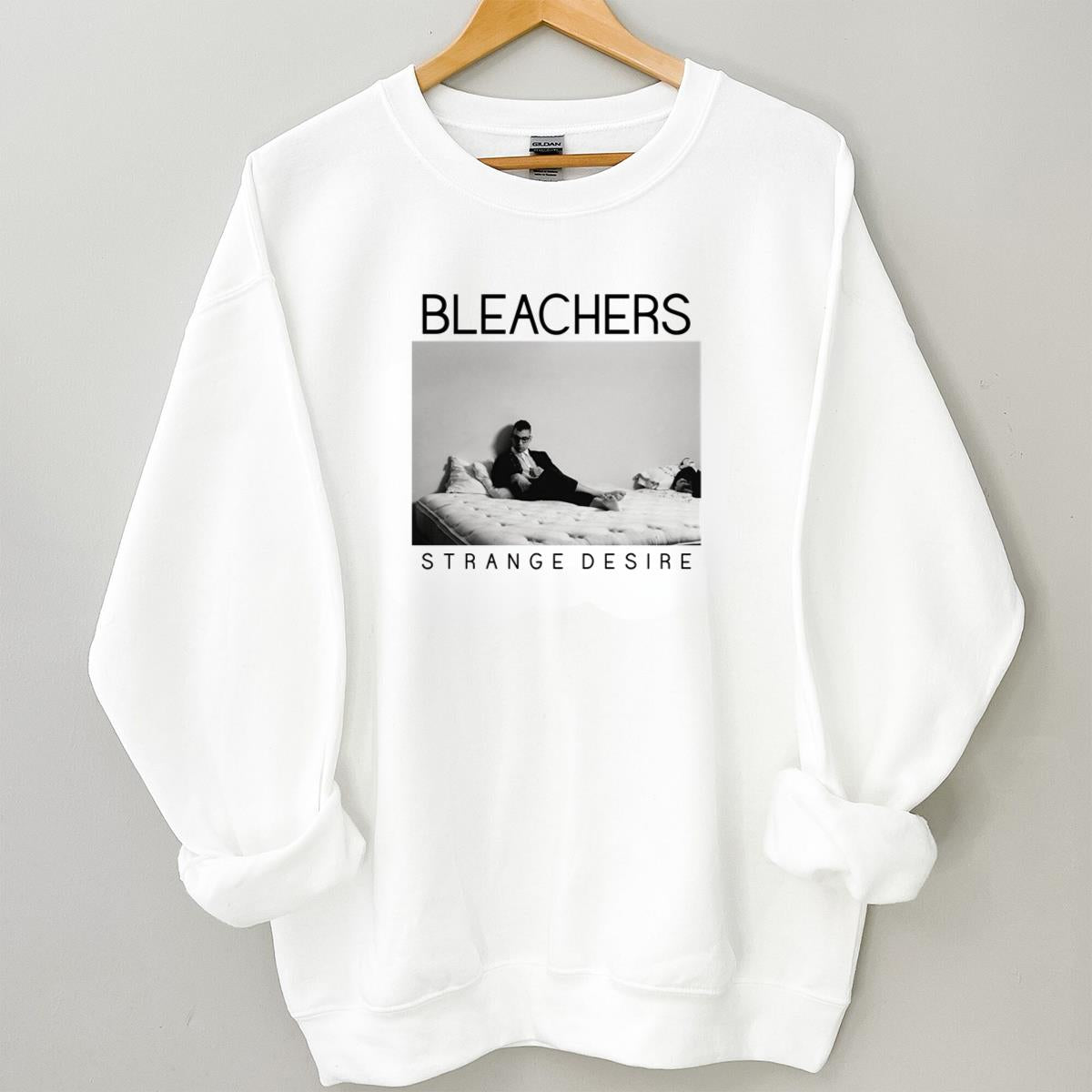 Bleachers Indie Pop Retro Wave Classic Official Fan Vintage 80s Design Unisex T-Shirt