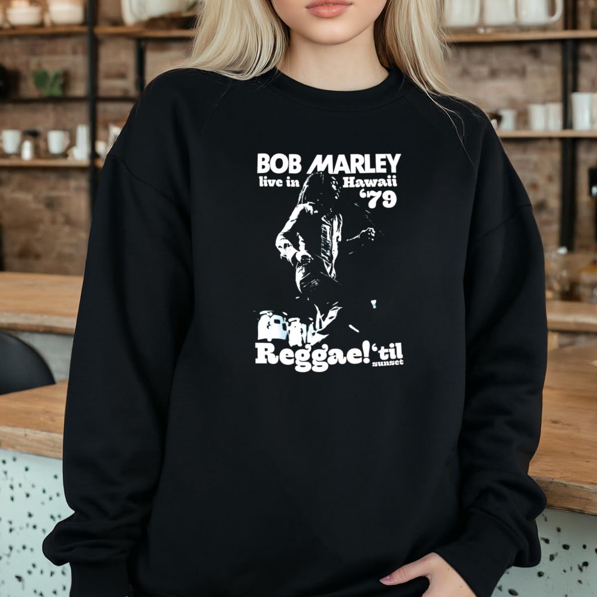 Bob Marley Vintage 1979 Live In Hawaii Reggae Fan Black Unisex T-Shirt