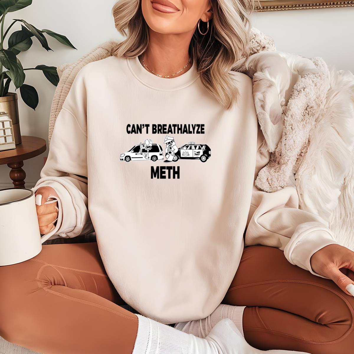 Cant Breathalyze Meth Funny Vintage 70s Humor Design Unisex T-Shirt