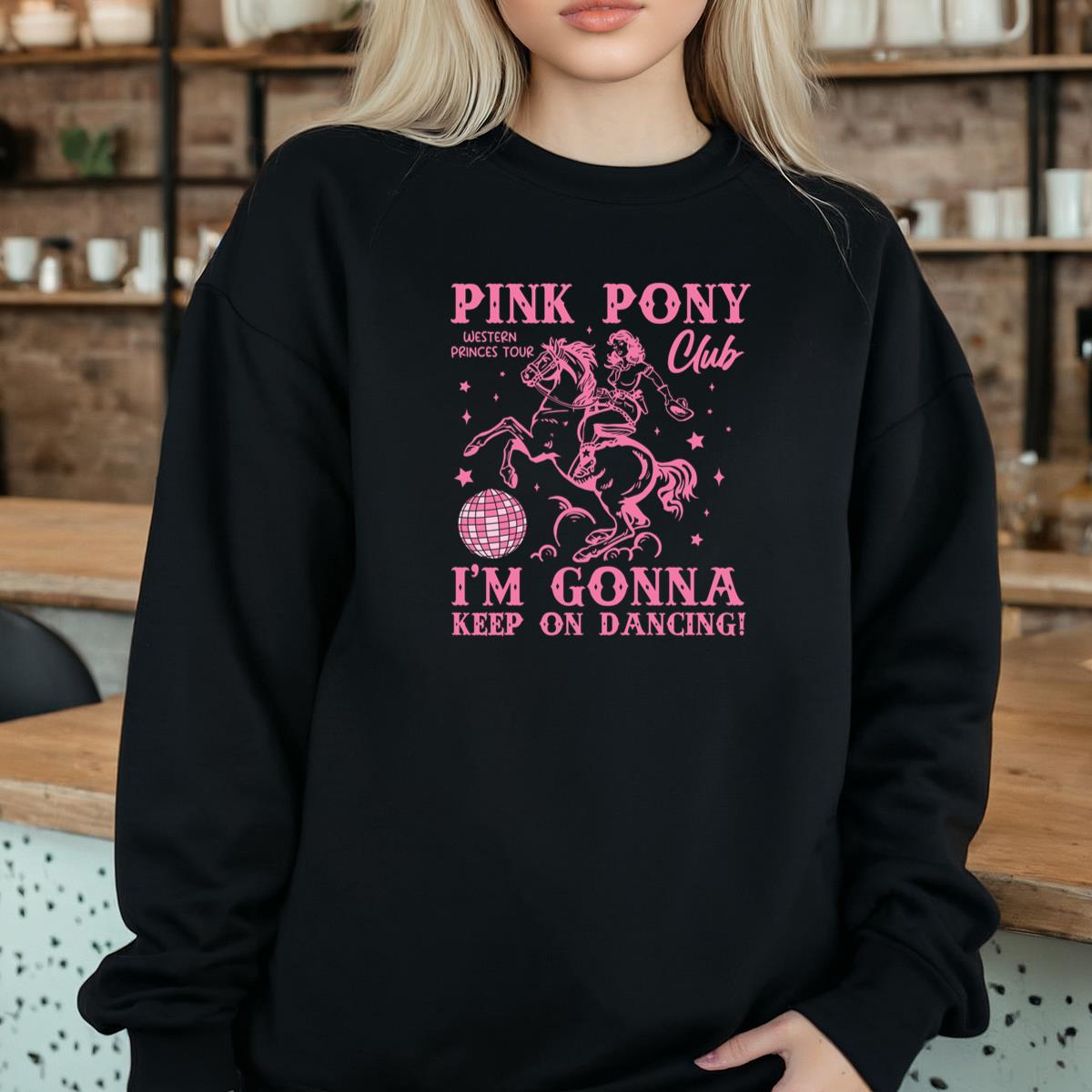 Chappell Roan Midwest Princess Tour Sapphic Lesbian WLW Pride Music Vintage Pink Pony Club Comfort Unisex T-Shirt