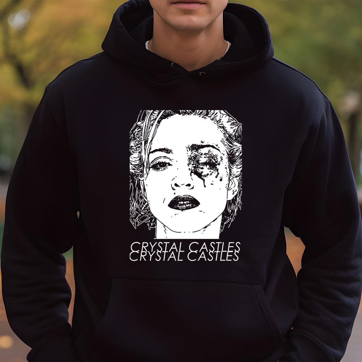 Cristal Castles Vintage 80s Rock Band Collector Retro Black Unisex T-Shirt