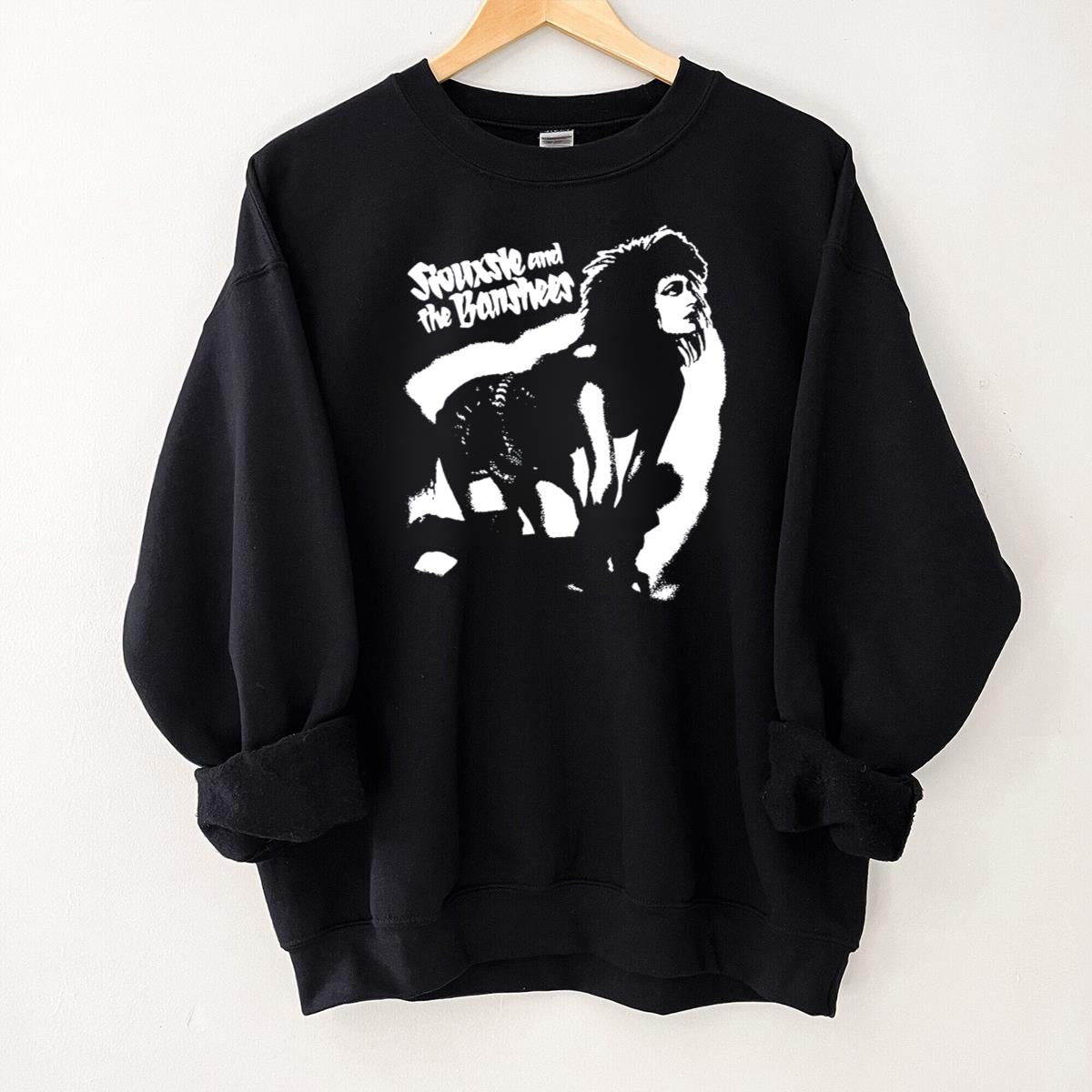 Siouxsie And The Banshees Vintage 80s Retro Looking Up Girls Fan Black Unisex T-Shirt