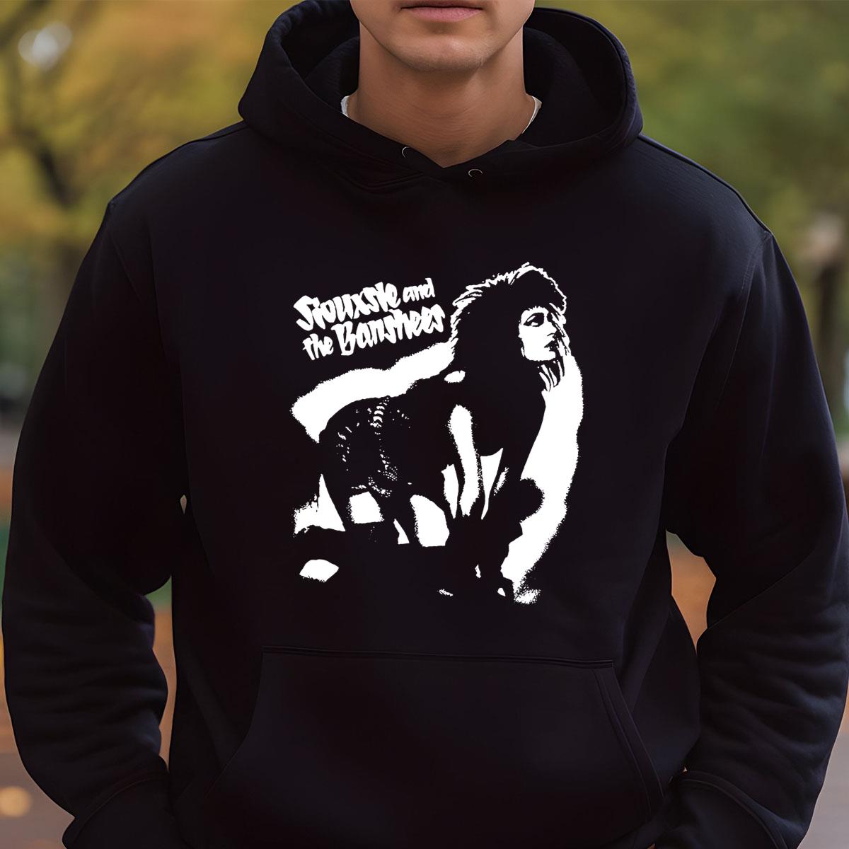 Siouxsie And The Banshees Vintage 80s Retro Looking Up Girls Fan Black Unisex T-Shirt