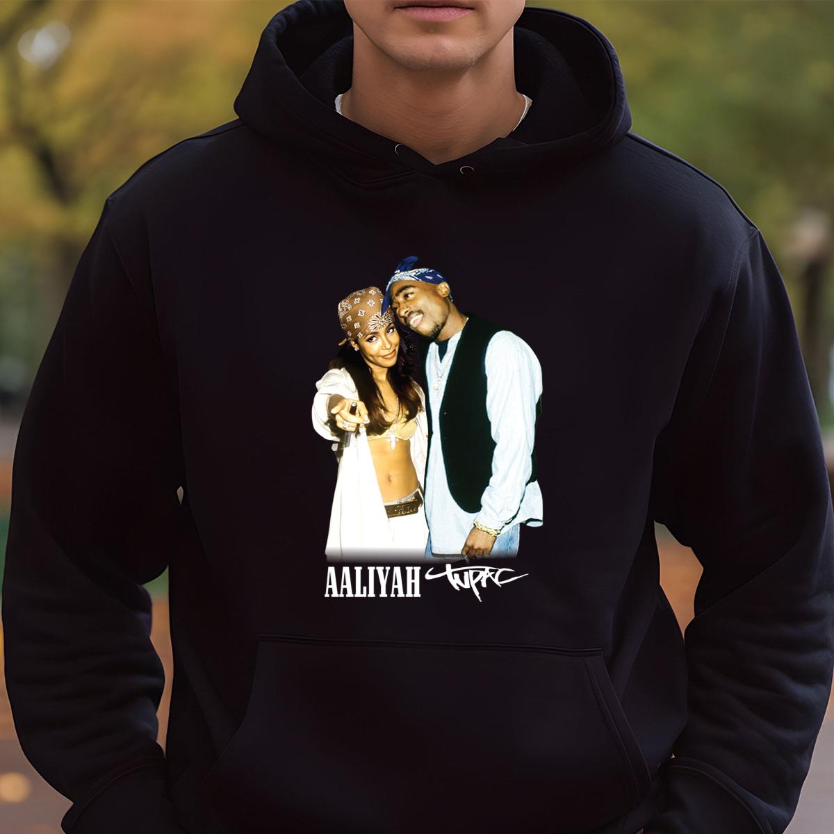 Tupac & Aaliyah Vintage 90s R.I.P Memorial Collector Black Unisex T-Shirt