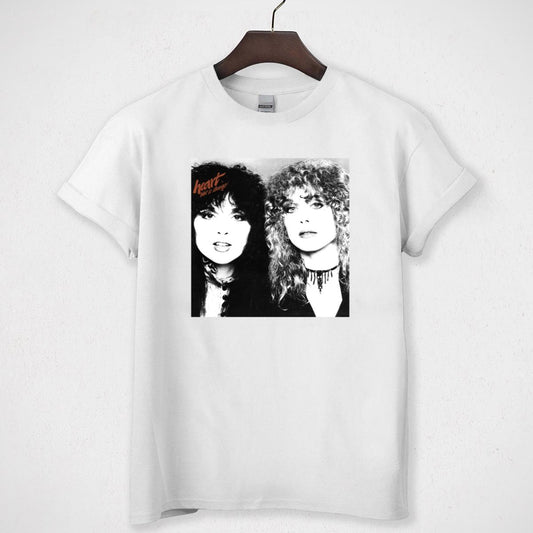 Vintage Graphic Heart Band Official Collector Retro Unisex T-Shirt