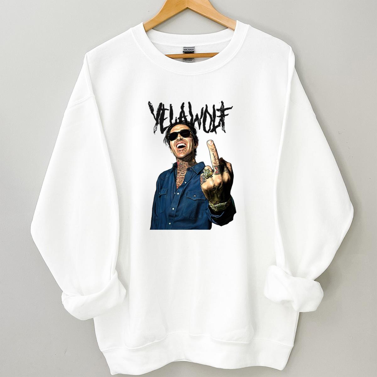 Yelawolf Slumerican Middle Finger Vintage 2010s Rap Artist Fan Unisex T-Shirt