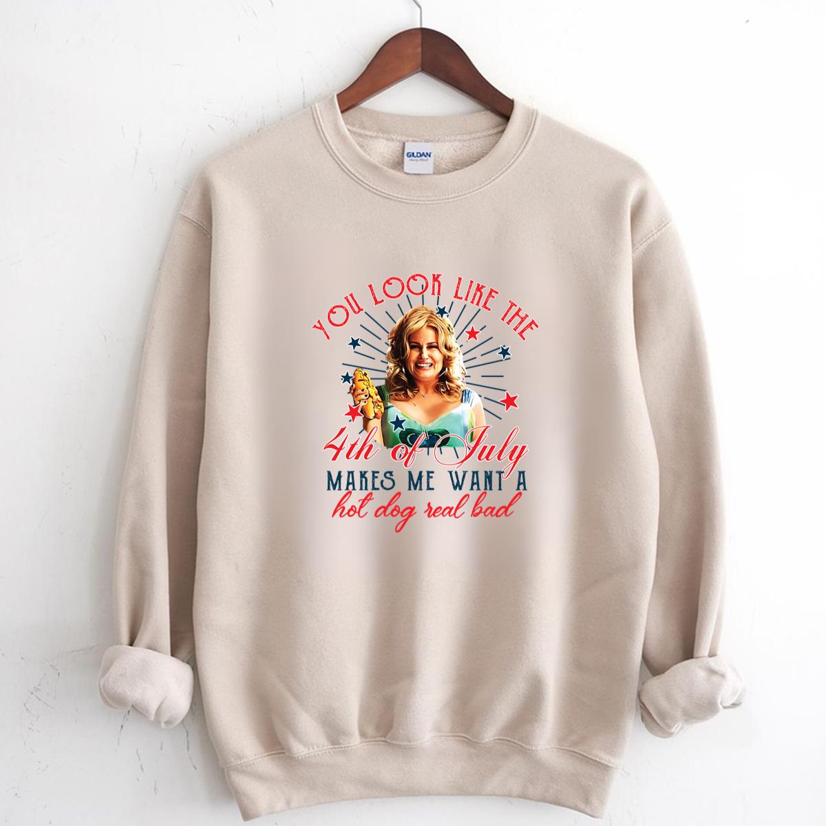 You Look Like The 4th Of July Makes Me Want A Hot Dog Real Bad Vintage Funny Graphic Design Unisex T-Shirt